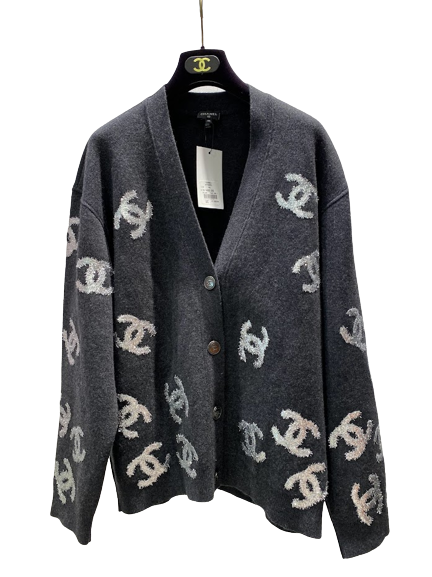 おき CHANELカーディガン ロゴ編込み 白 / 黒 CHANEL シャネル CC ロゴグリッターカーディガン P72997K10494