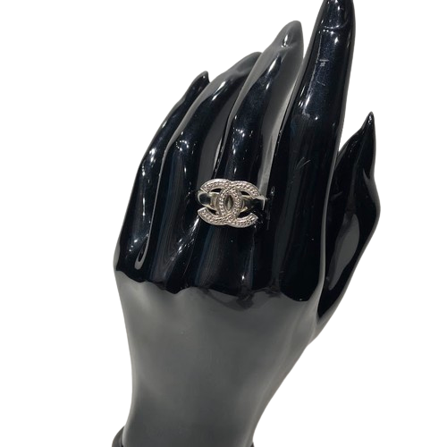 シャネル リング ココマーク シルバー – co&co シャネル リング ココマーク シルバー – co&co