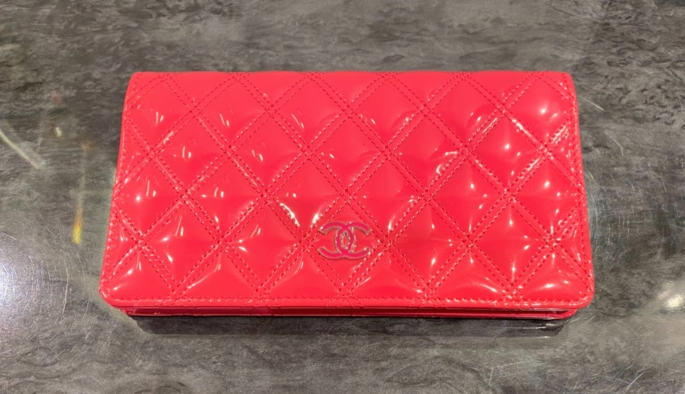 CHANEL(シャネル) マトラッセ ブリリアント 長財布 赤 レッド