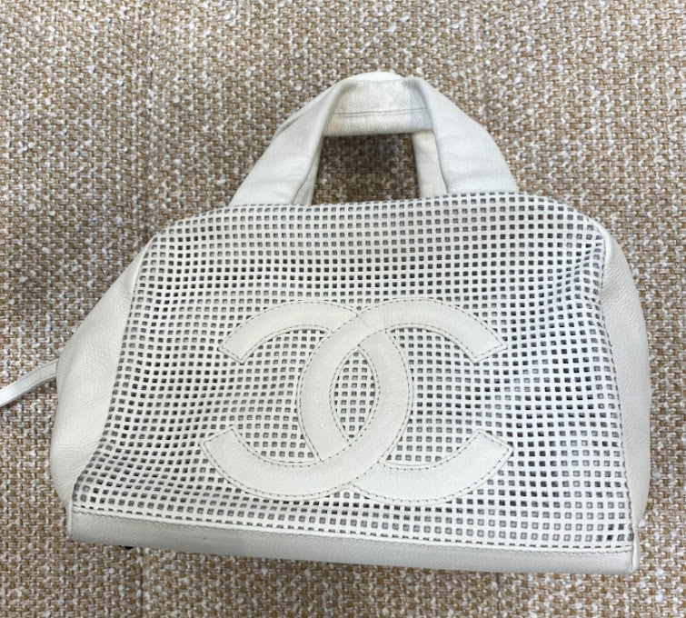 超格安一点 CHANEL co&co – ハンドバッグ メッシュレザー パンチング ココマーク バッグ