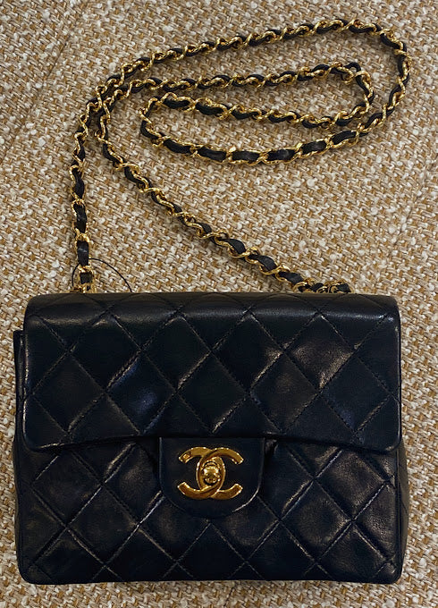 CHANEL マトラッセチェーンショルダーバッグ ダイアナ – co&co