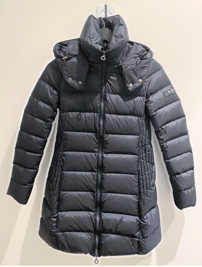 (トントン親父さま用)TATRAS ネイビー ジャケット フード付き TATRAS ネイビー フード付きジャケット トントン親父さま用)TATRAS