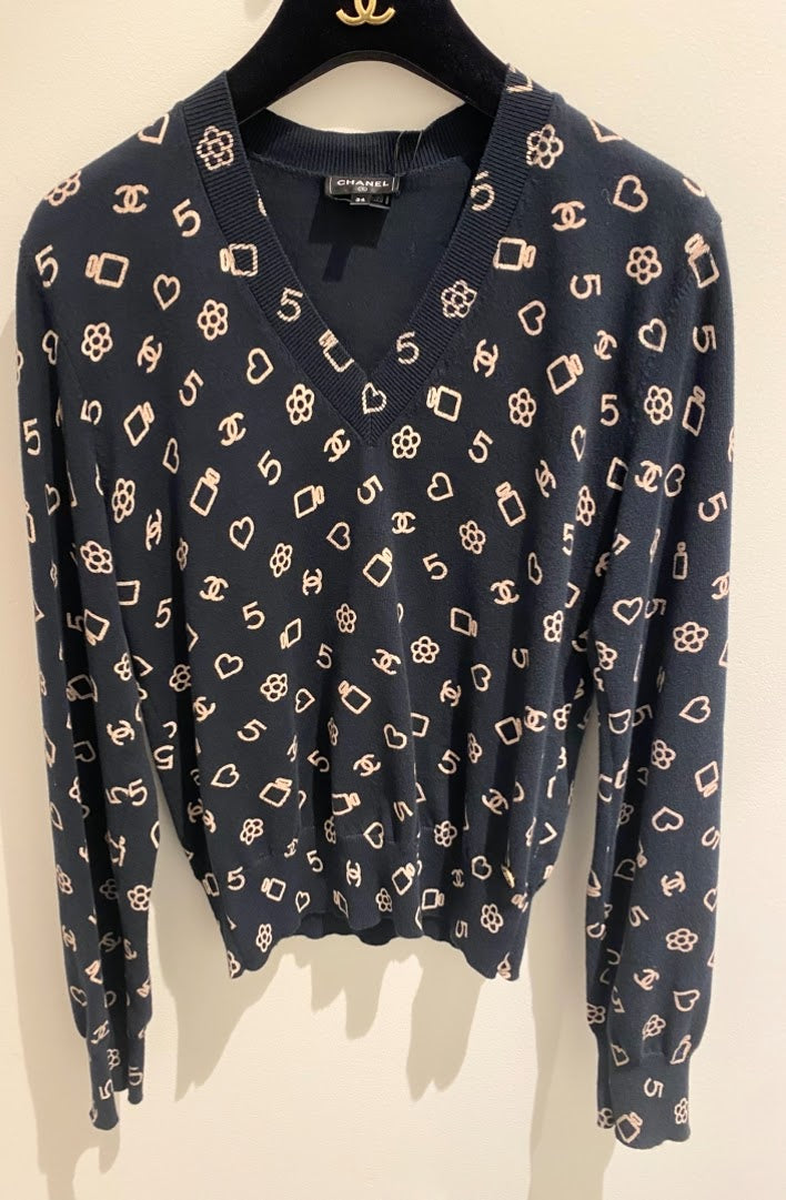 CHANEL ネイビー 長袖ニット チェーン装飾34 CHANEL アイコンモチーフ ニット ネイビー – co&co