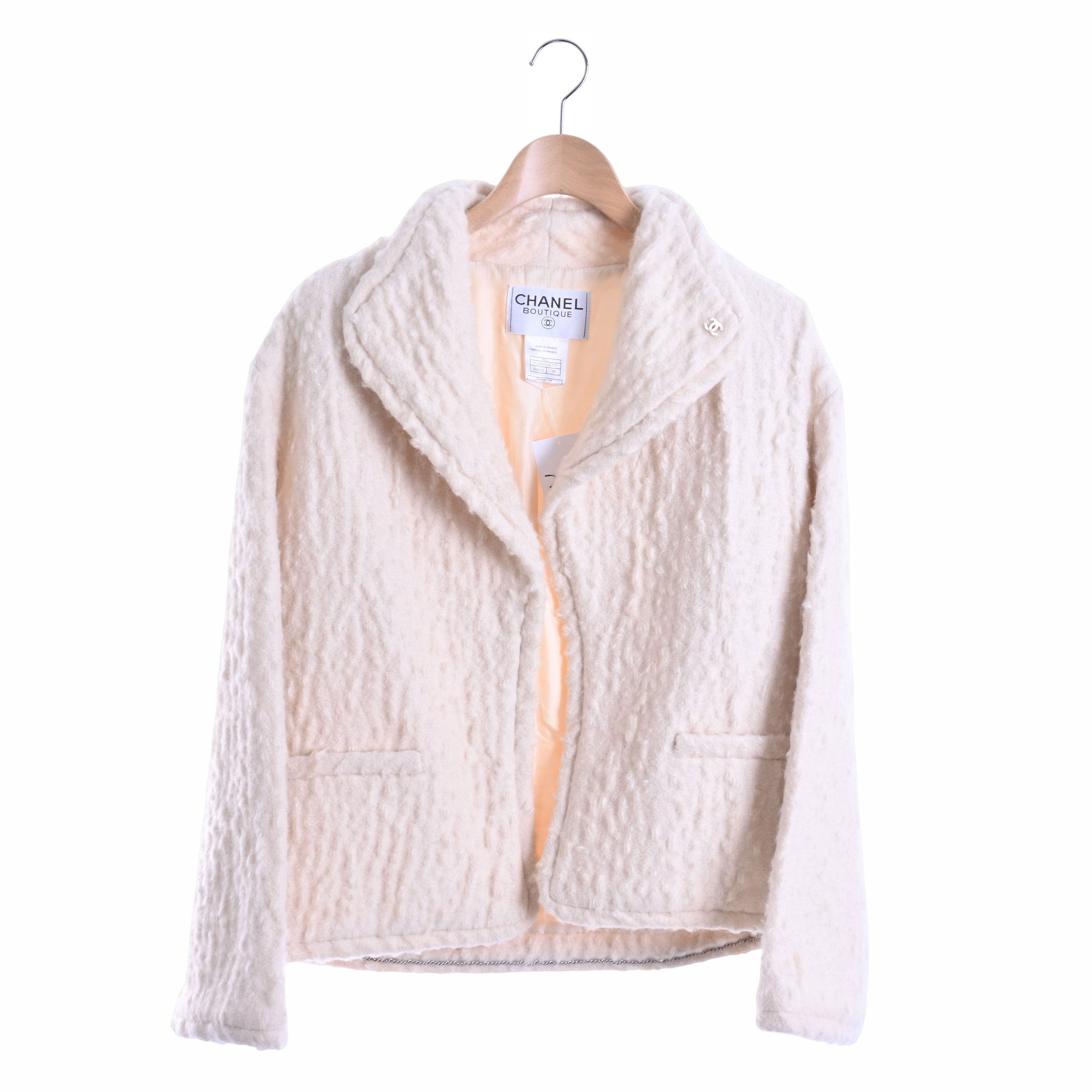 CHANEL【シャネル】 シャネル アウター 表地モヘア39％ ウール39  