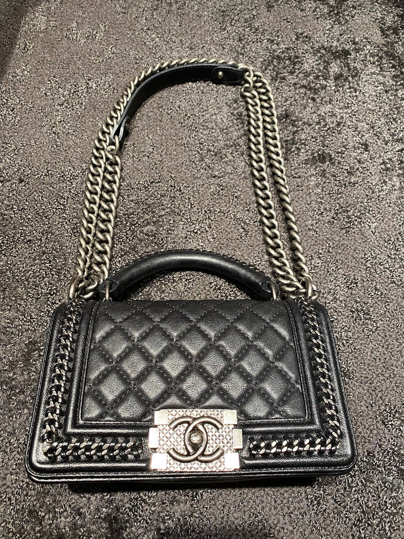 CHANEL ボーイズシャネル チェーンショルダーバッグ