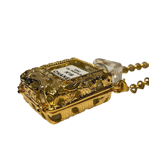 CHANEL 香水 ネックレス レザー チェーン N19 PARFUM ゴールド シャネル 香水ネックレス N°19 – co&co