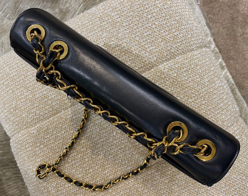 CHANEL マトラッセ チェーンショルダーバッグ