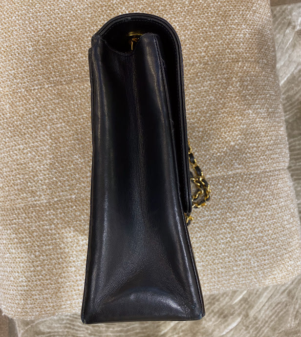 CHANEL マトラッセ チェーンショルダーバッグ