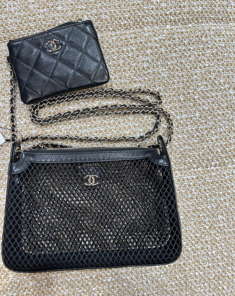 【25S/サイズ感が可愛い♪】CHANEL ポーチ メッシュ ラムスキン ポーチ - メッシュ & シャイニー ラムスキン、ブラック
