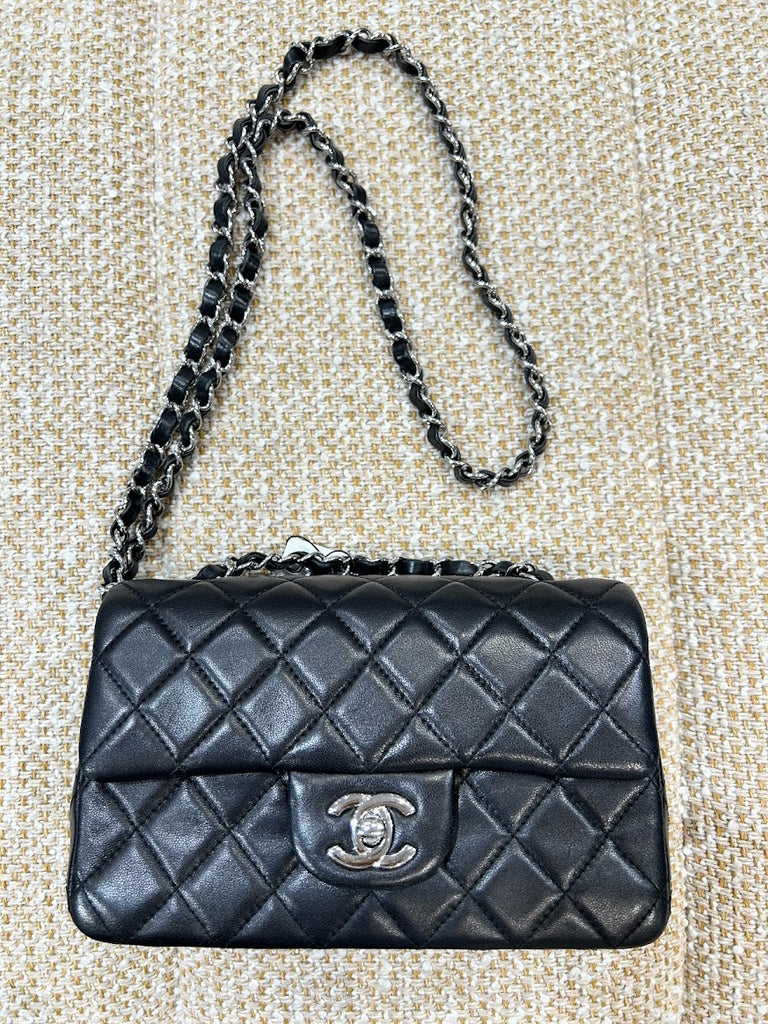CHANEL ショルダーバッグ – co&co