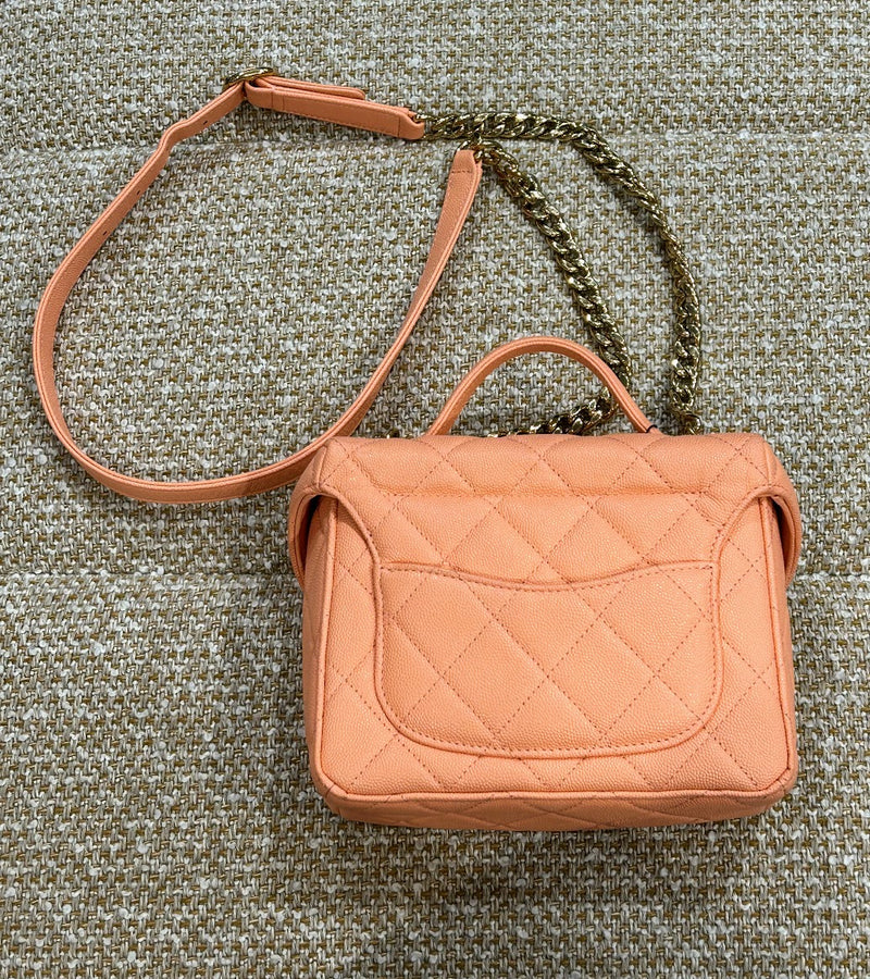 CHANEL キャビアスキンショルダーバッグ