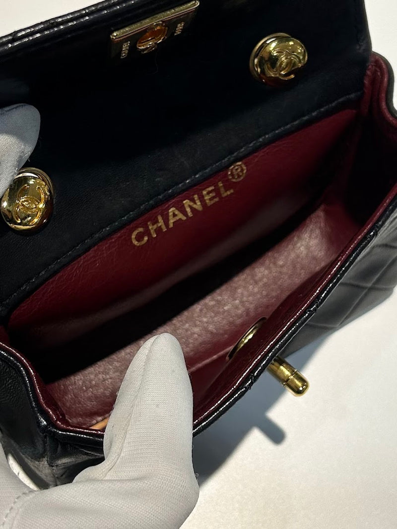 CHANEL ミニマトラッセ チェーンクラッチバッグ – co&co