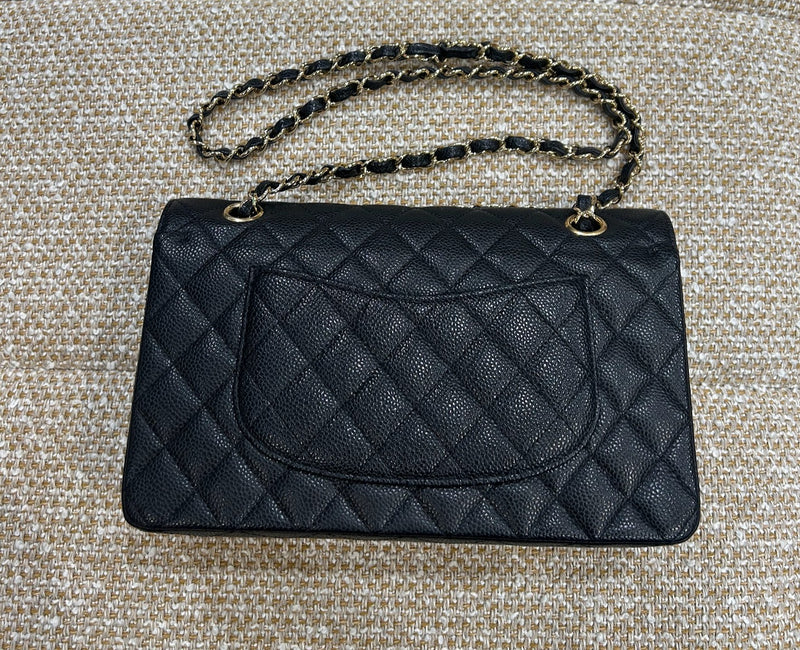 CHANEL マトラッセチェーンショルダーバッグ CHANEL マトラッセチェーンショルダーバッグ – co&co