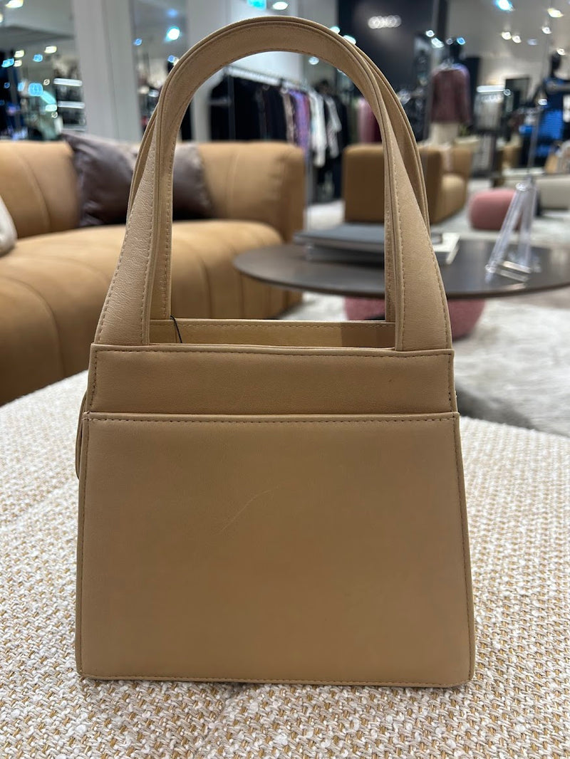 CHANEL ハンドバック
