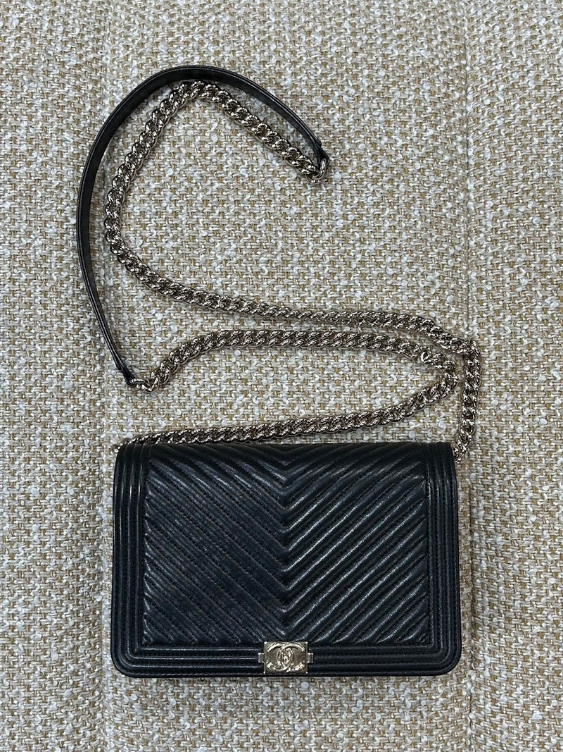 CHANEL ボーイズシャネル チェーンウォレット
