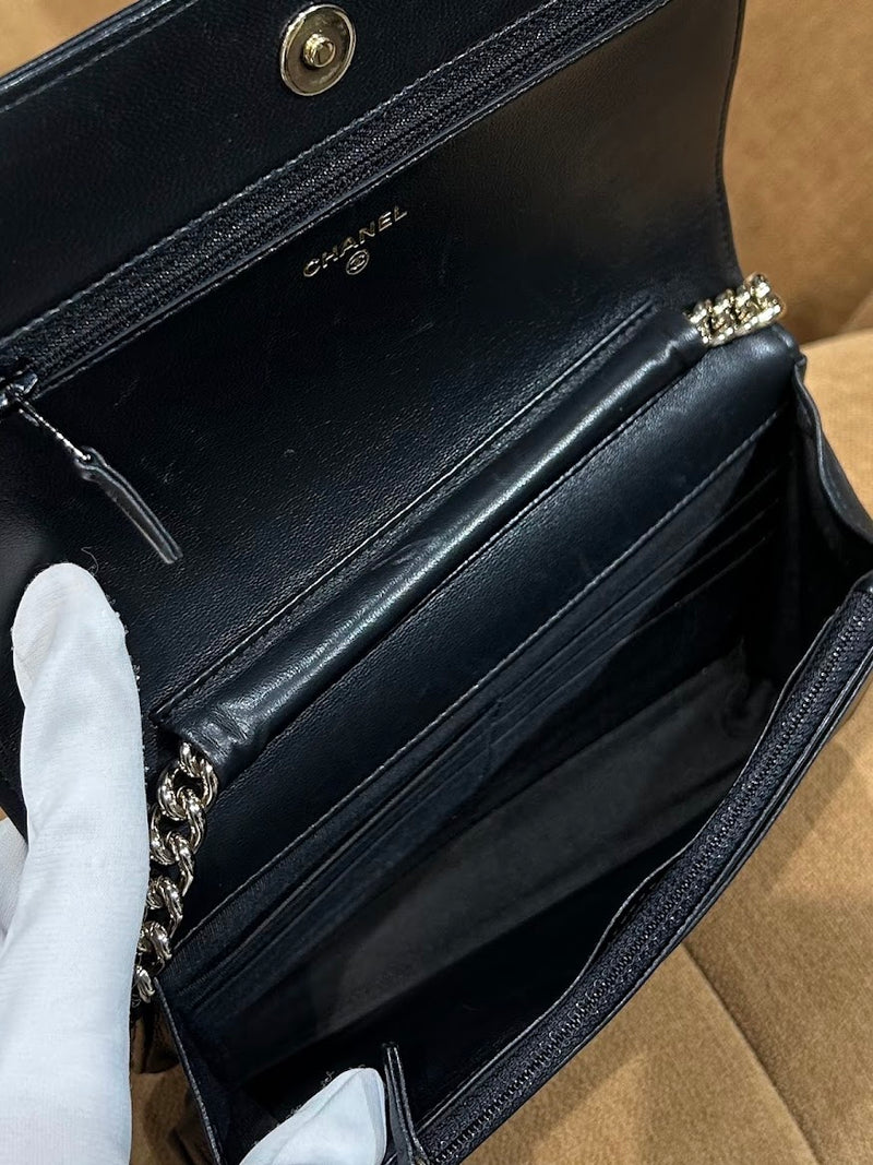 CHANEL ボーイズシャネル チェーンウォレット