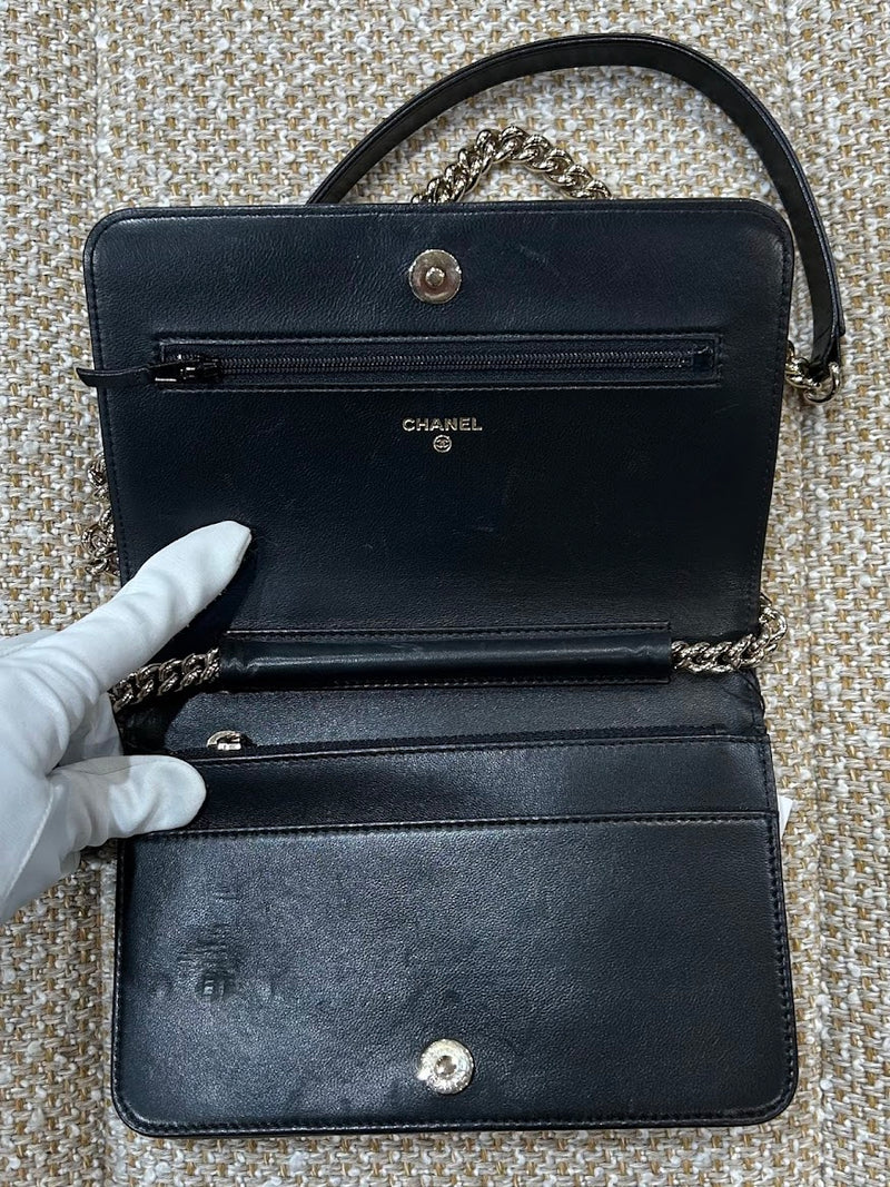 CHANEL ボーイズシャネル チェーンウォレット
