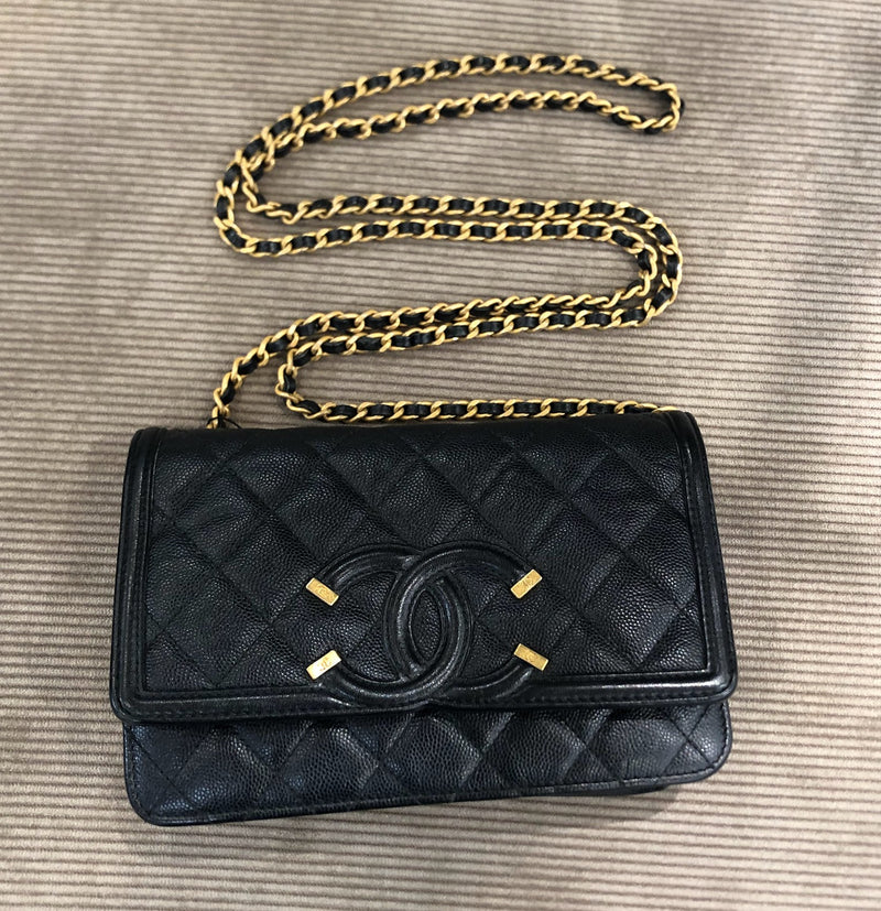 CHANEL チェーンショルダーバッグ