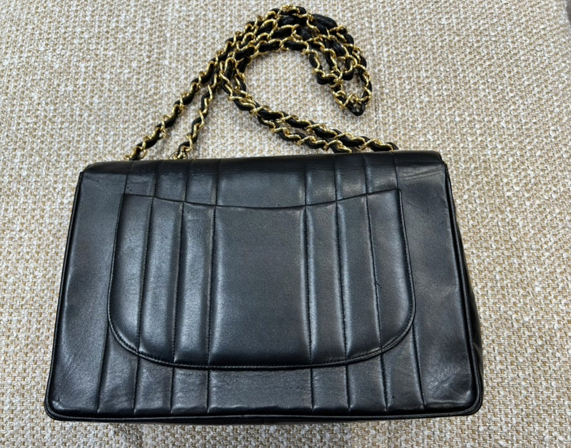 CHANEL マドモアゼル デカココ チェーンショルダーバッグ