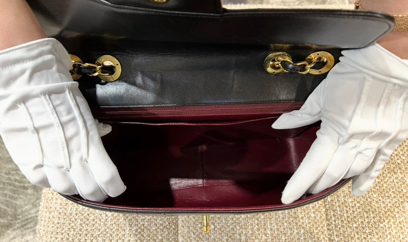 CHANEL マドモアゼル デカココ チェーンショルダーバッグ