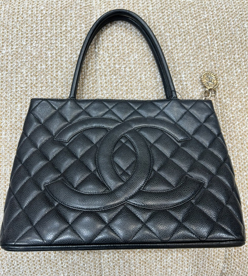 CHANEL　復刻トートバッグ