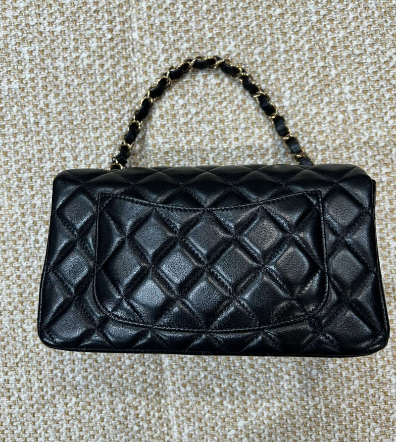 CHANEL ミニマトラッセ
