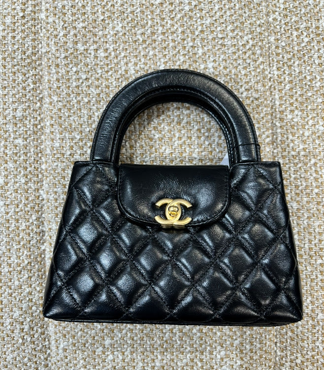 CHANEL ショルダーバック