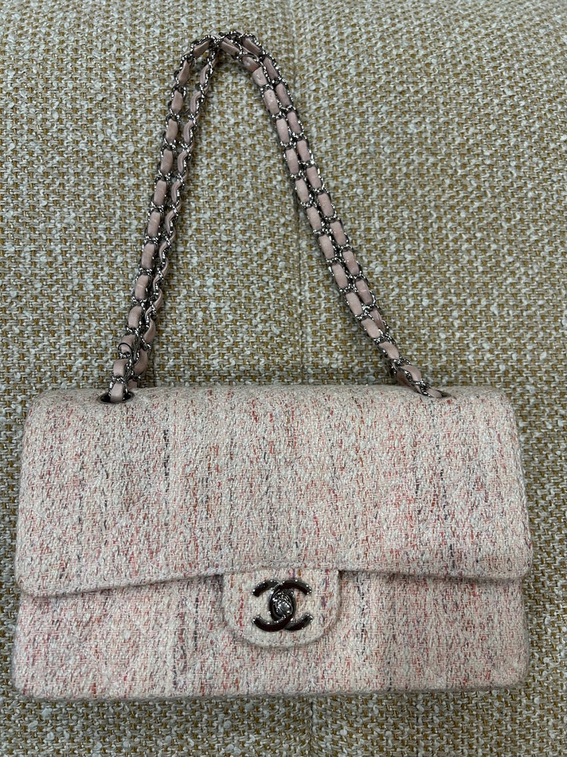 CHANEL マトラッセショルダーバッグ