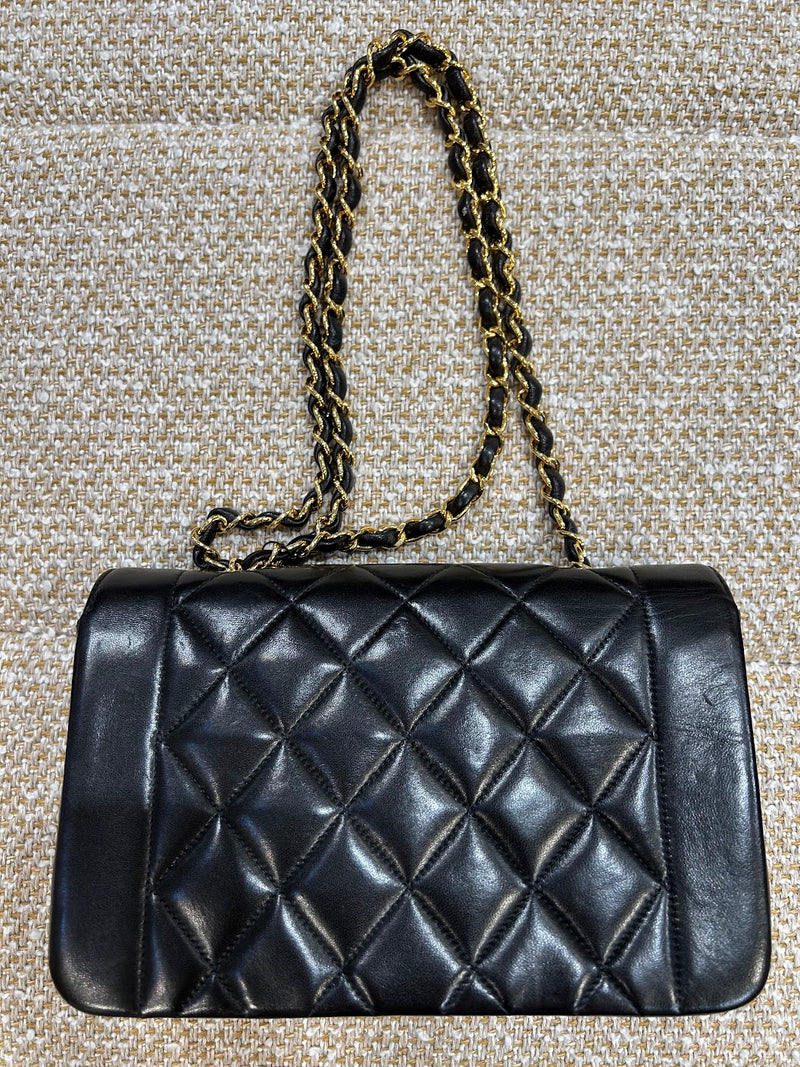 CHANEL マトラッセショルダーバッグ