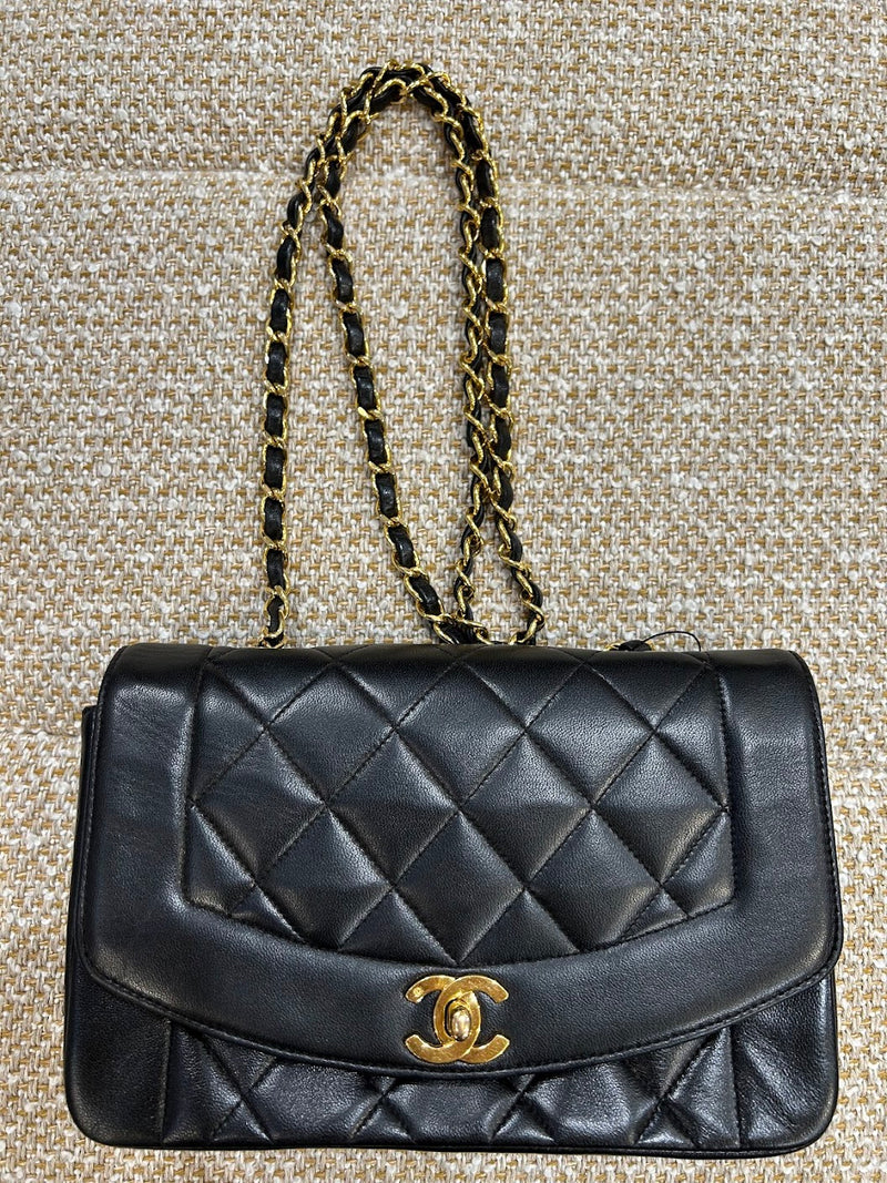 CHANEL マトラッセショルダーバッグ