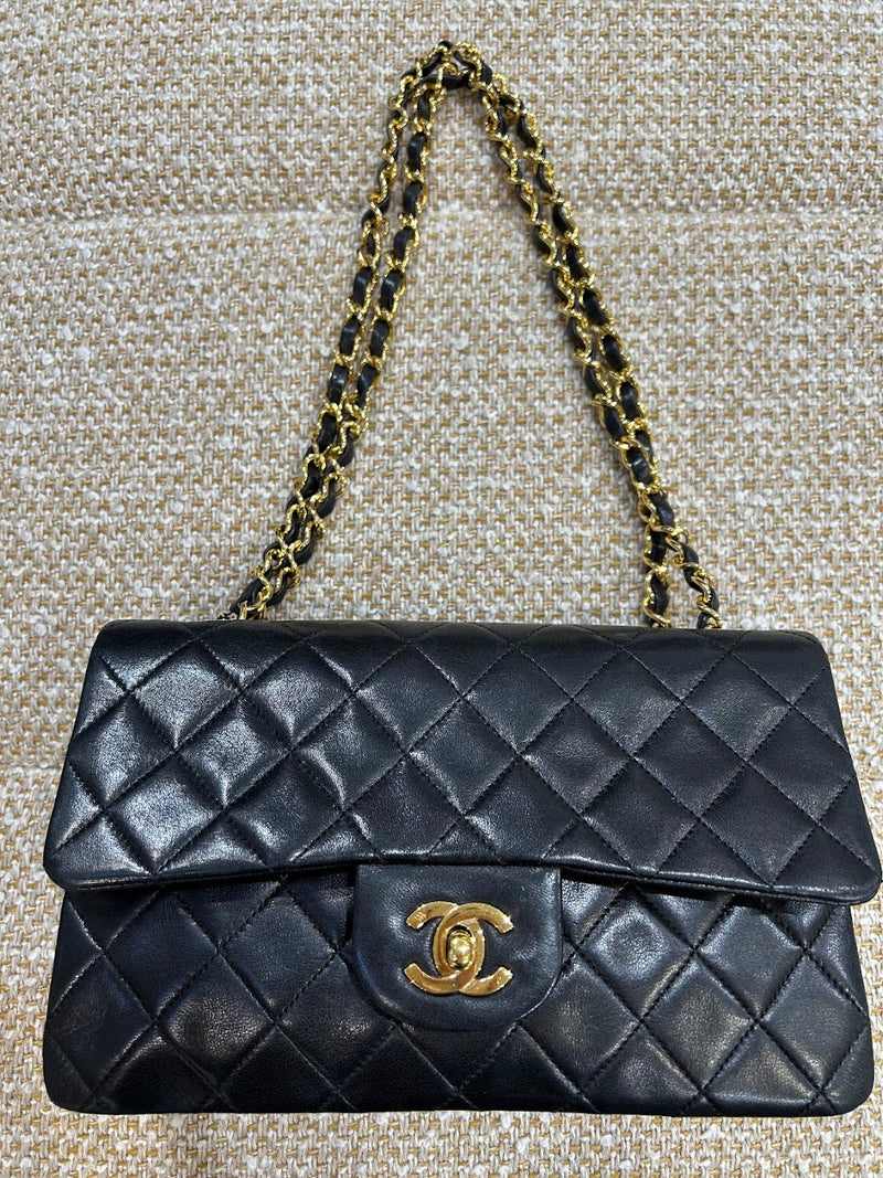 CHANEL マトラッセショルダーバッグ
