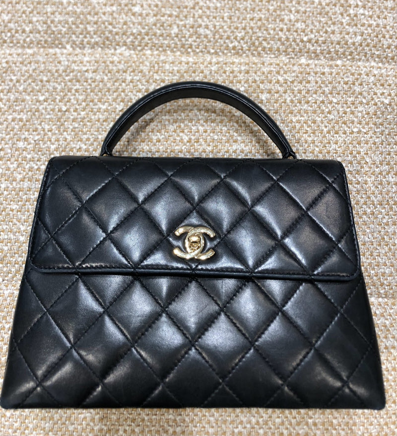 CHANEL マトラッセCC ターンロックハンドルバッグ