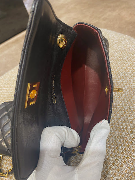 CHANEL マトラッセチェーンショルダーバッグ ツイン