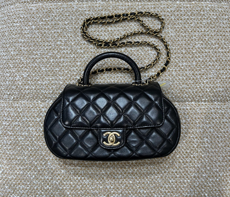 CHANEL ショルダーバック