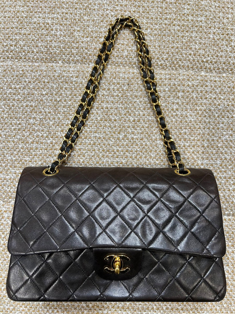 CHANELマトラッセチェーンショルダーバッグ