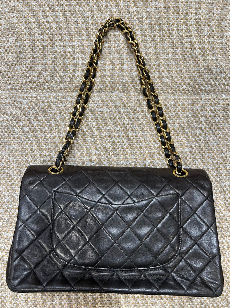 CHANELマトラッセチェーンショルダーバッグ