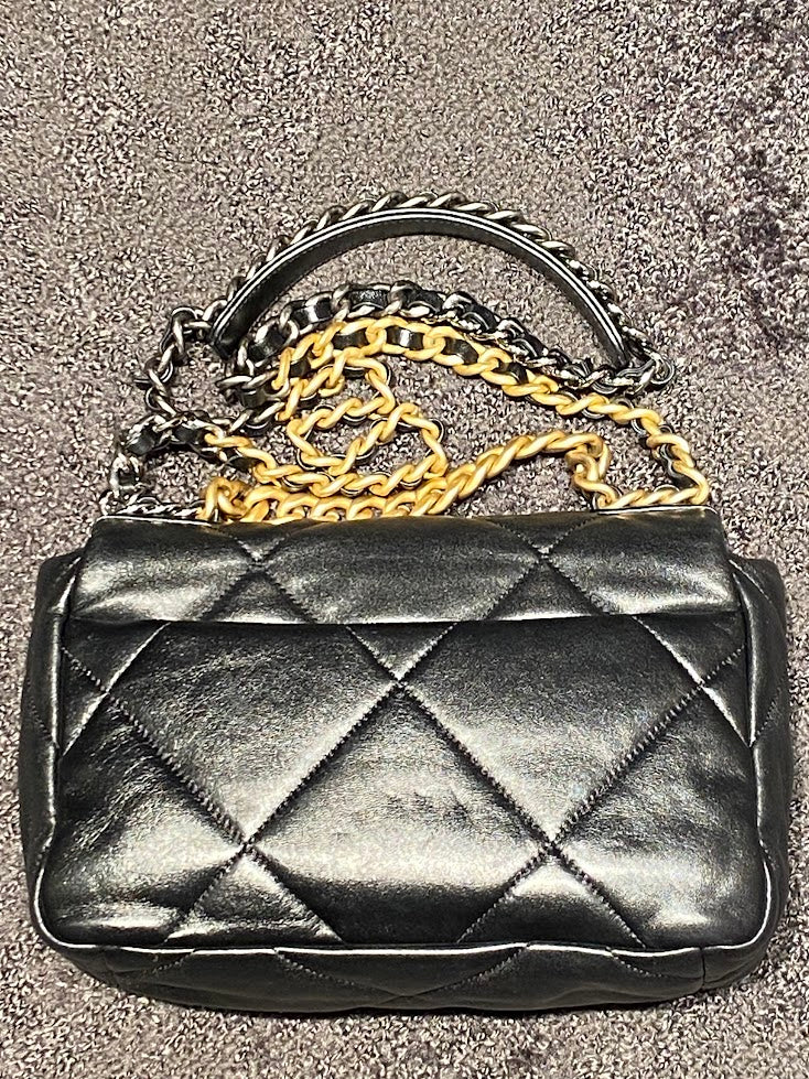 CHANEL チェーンショルダーバッグ