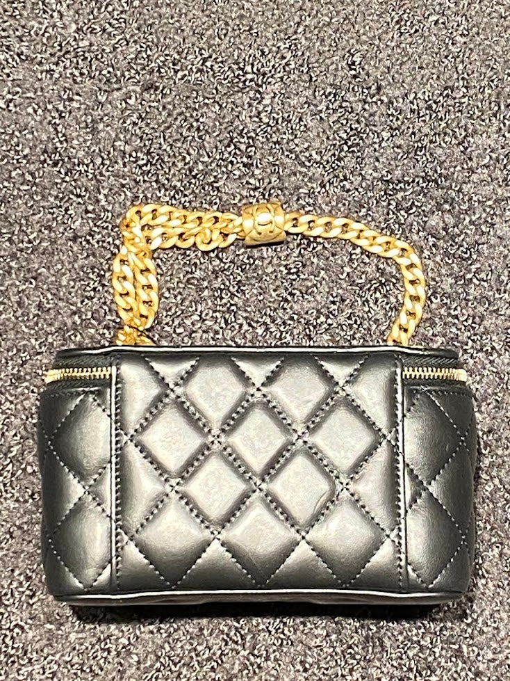 CHANEL チェーンショルダーバッグ バニティバッグ