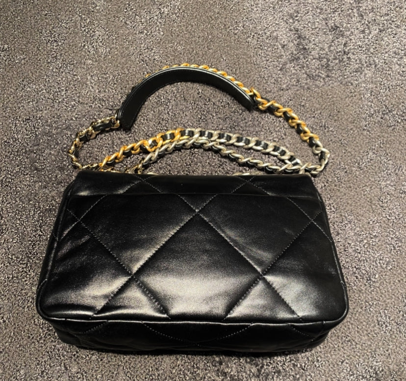 CHANEL 19ラムスキン ショルダーバッグ – co&co