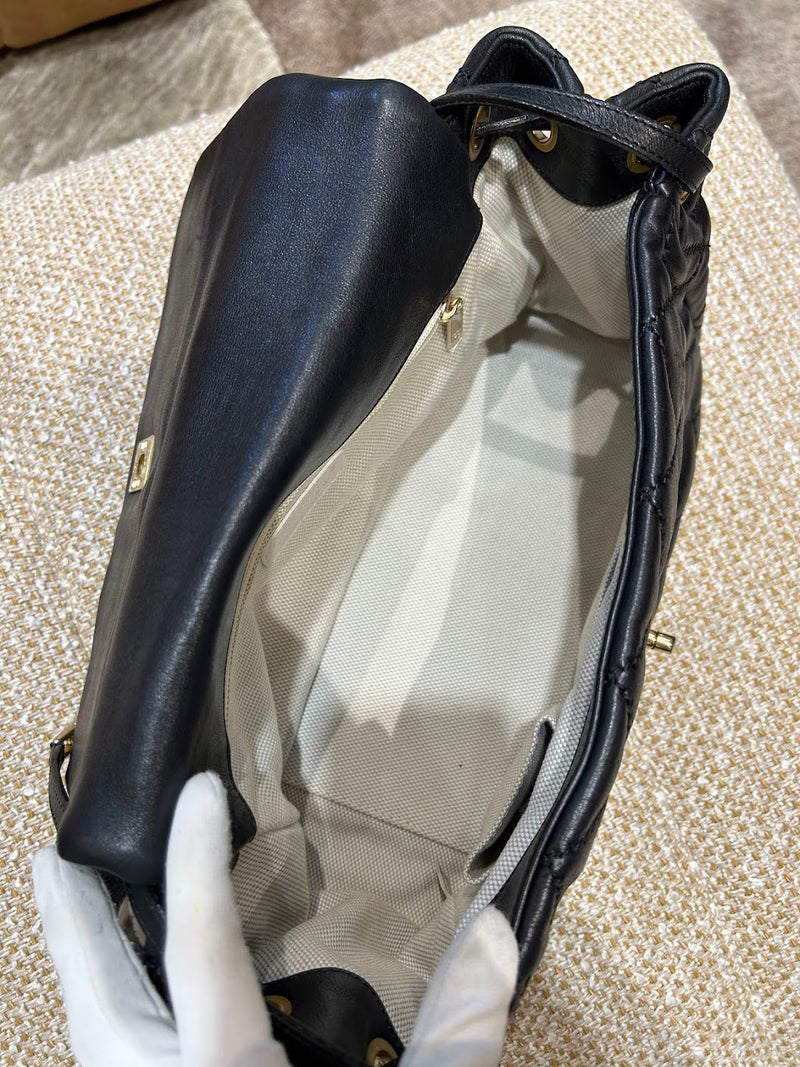 CHANEL ショルダーバック