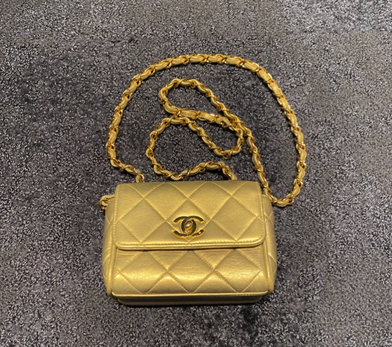 CHANEL ミニマトラッセ