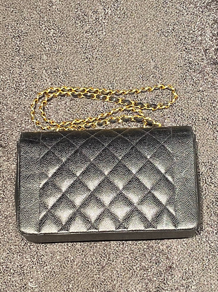 CHANEL チェーンショルダーバッグ