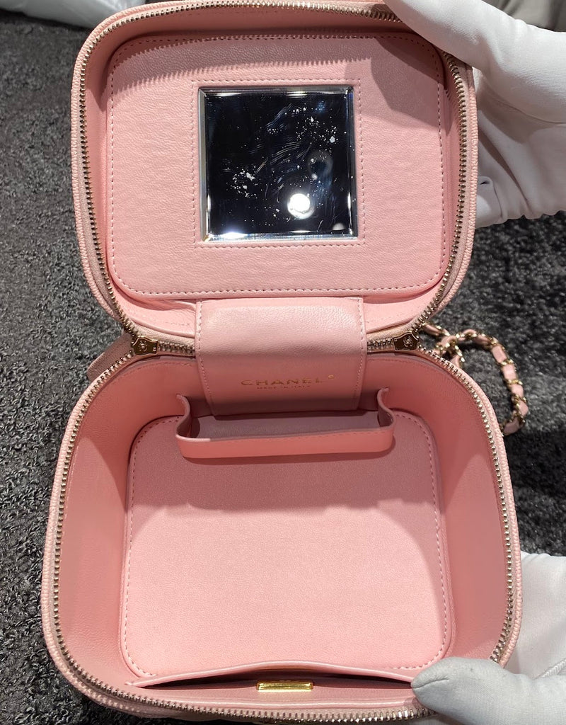 CHANEL マトラッセ バニティーバッグ