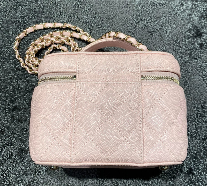 CHANEL マトラッセ バニティーバッグ