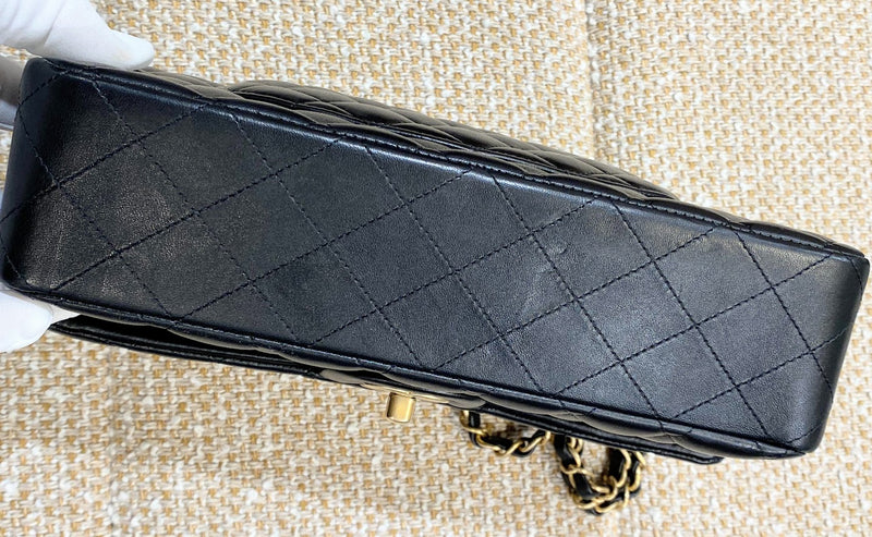 CHANEL マトラッセ ショルダーバッグ エジプト限定