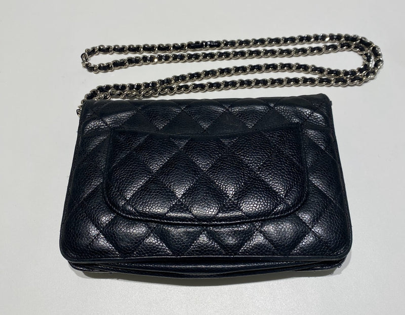 CHANEL チェーンウォレット キャビアスキン
