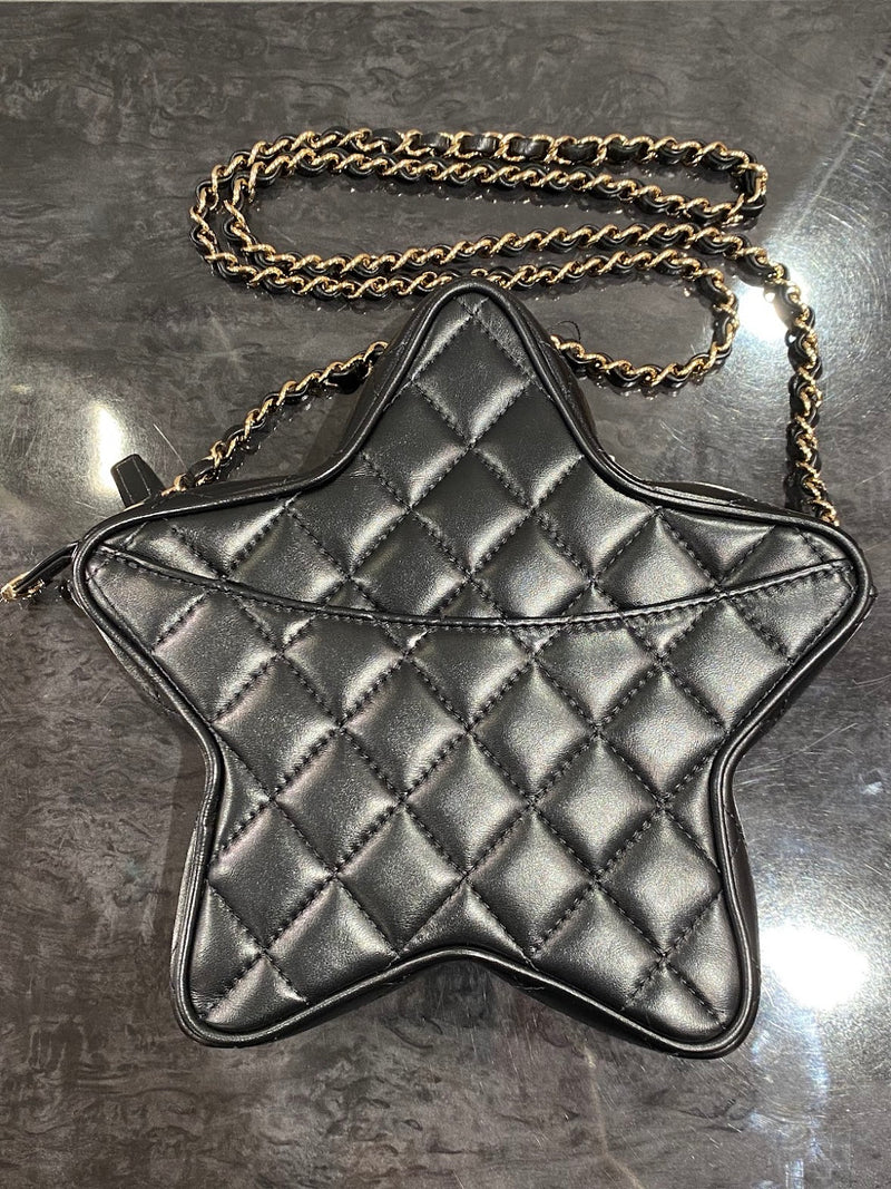 CHANEL サテン ショルダーバック ポシェット