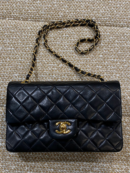 CHANEL マトラッセ ショルダーバッグ