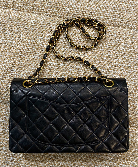 CHANEL マトラッセ ショルダーバッグ