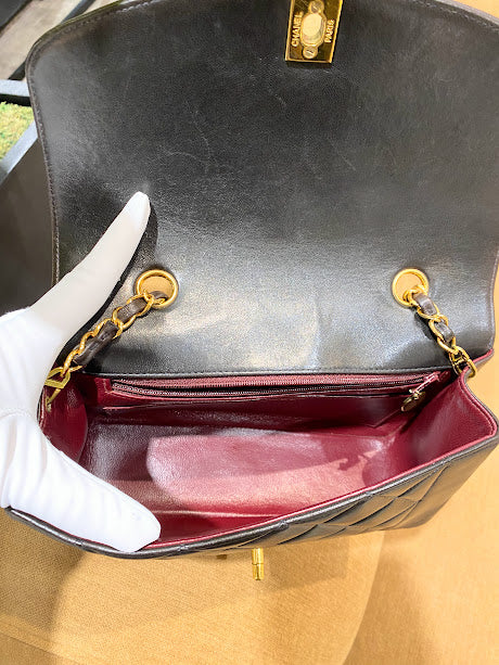 CHANEL ダイアナ チェーンショルダーバッグ ブラウン